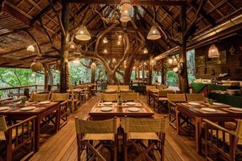 Hintok River Camp op Hellfire Pass boeken