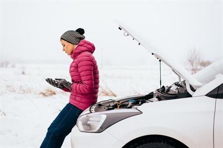 10 x tips om veel voorkomende auto problemen in de de winter te verhelpen