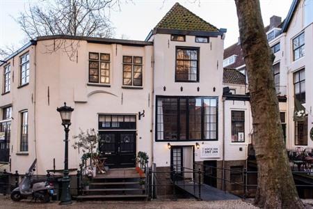 Hofje van Sint Jan boeken