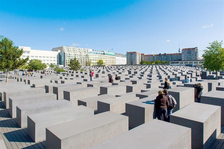 Holocaust Memorial