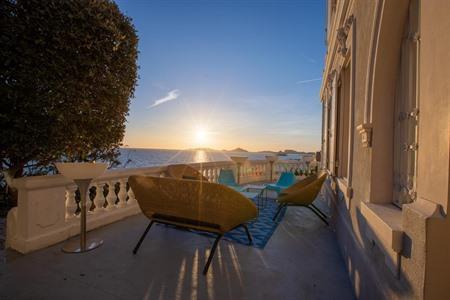 Homestay Le Rocher - Deluxe Guest-House (Marseille)