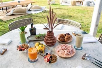 Hotel Boho Club boeken