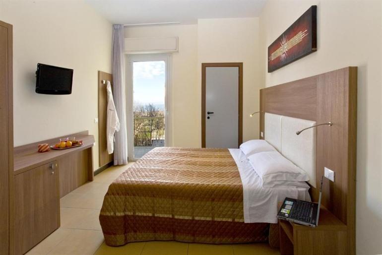 Hotel City (Rimini) boeken