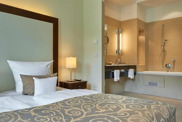 Hotel Elbresidenz an der Therme boeken