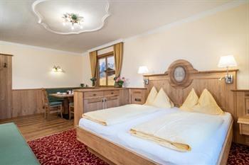 Hotel Garni Ransburgerhof boeken