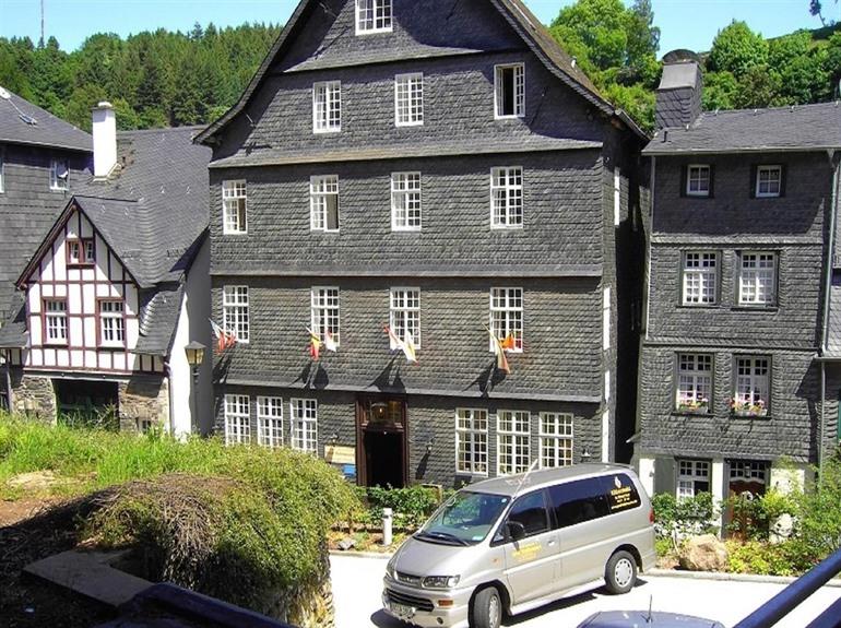 Hotel Graf Rolshausen