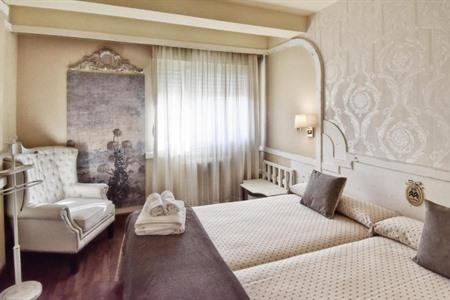 Hotel Maria Luisa boeken