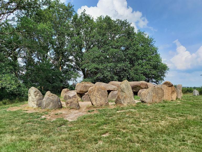 Hunebedden in Drenthe bewonderen
