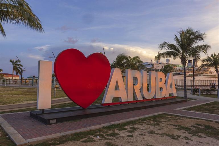 15 x top bezienswaardigheden in Oranjestad: wat zien & doen?