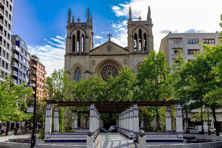 Iglesia de San Lorenzo, Gijon