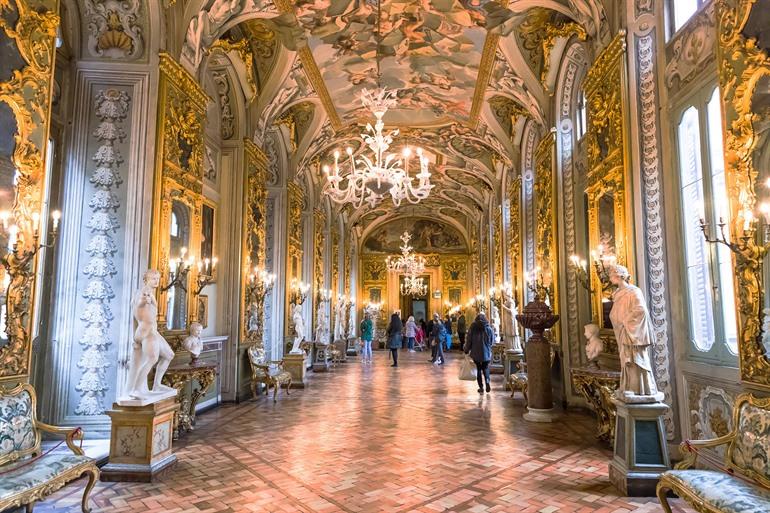 Interieur van het Palazzo Pamphili, Rome