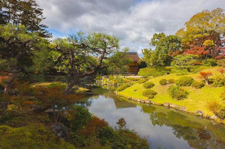Isuien Garden