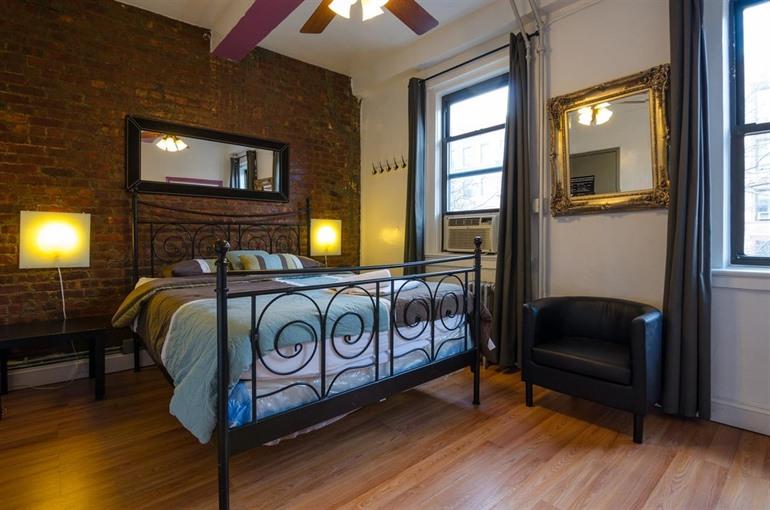 Jazz on the Park Youth Hostel