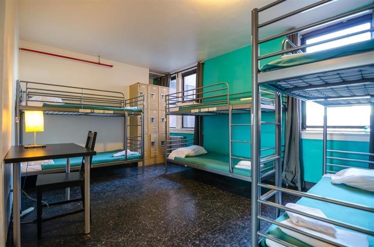 Jazz on the Park Youth Hostel