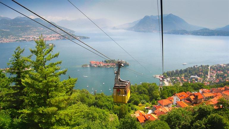 Kabelbaan bij Mottarone, Stresa, Lago Maggiore