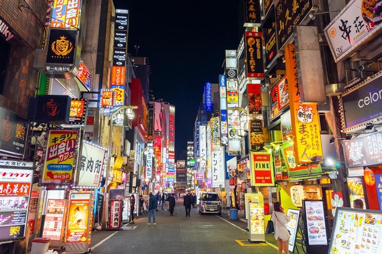 Kabukicho Ichiban Gai Street in Shinjuku