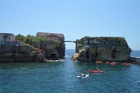 Kajaktochten Napels en de Amalfikust