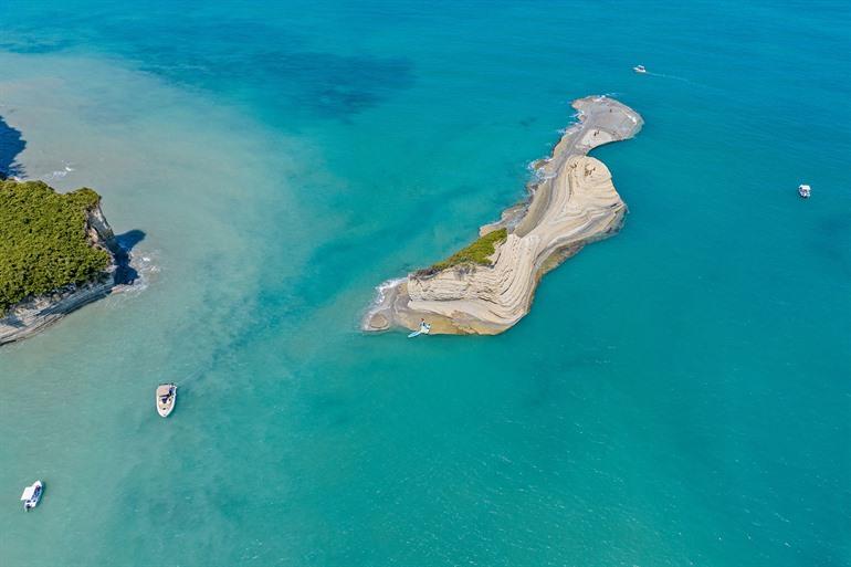 Kapases Eilanden aan Sidari Beach