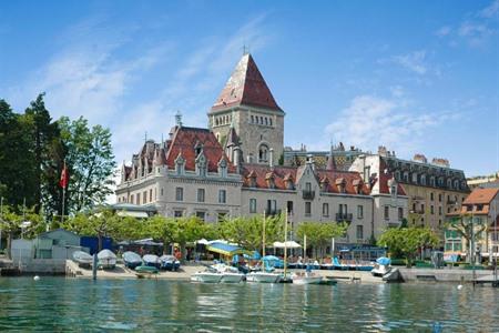 Kasteelovernachting boeken bij Château d'Ouchy