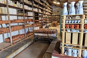 Keramiekfabriek Cerâmica Vieira in Lagoa bezoeken