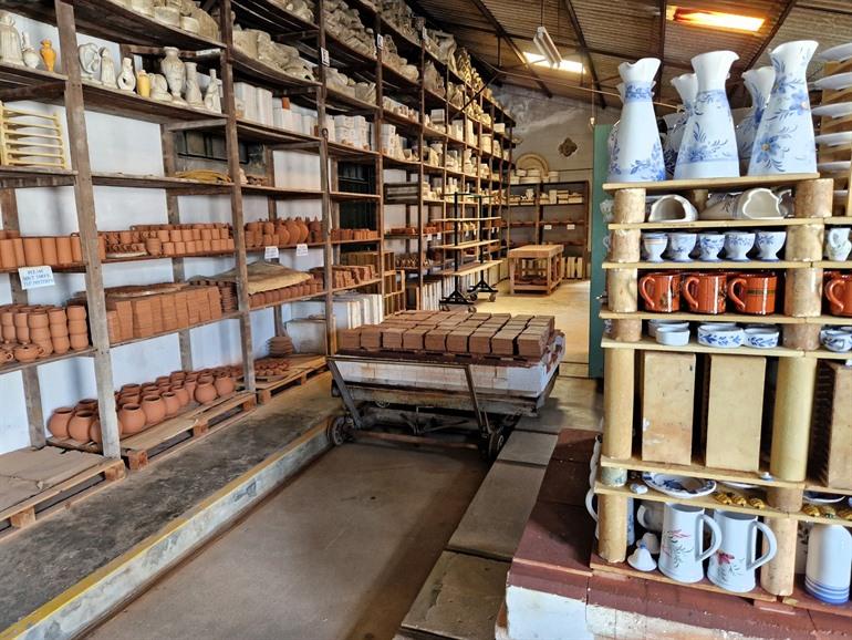 Keramiekfabriek Cerâmica Vieira in Lagoa bezoeken