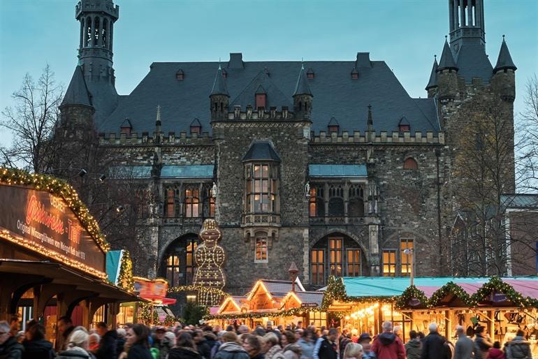 Kerstmarkt Aken