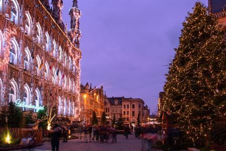 De Leuvense kerstmarkt 2026 bezoeken? Alle info, data & en handige tips