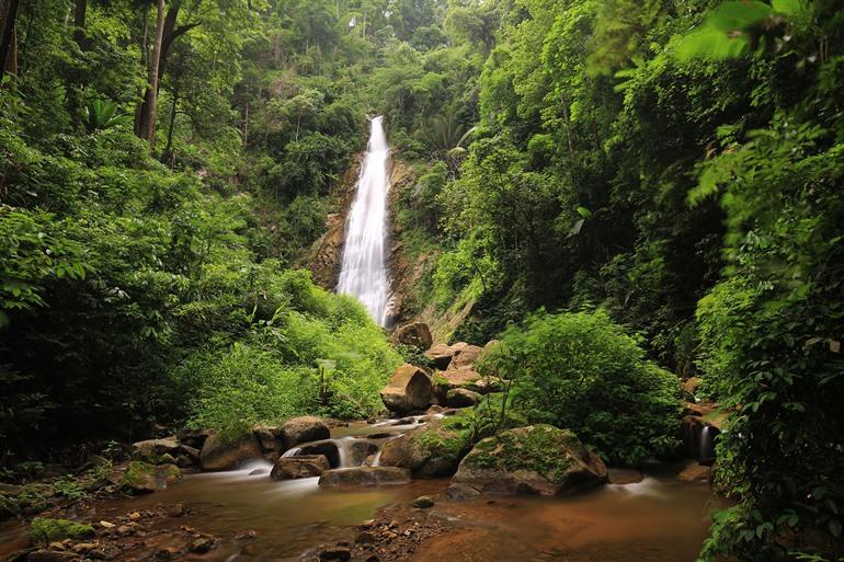 Khun Korn-waterval, Chiang Rai in Thailand