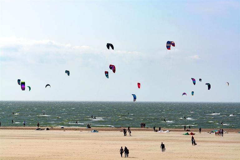 Kitesurfen in Renesse, Schouwen-Duiveland