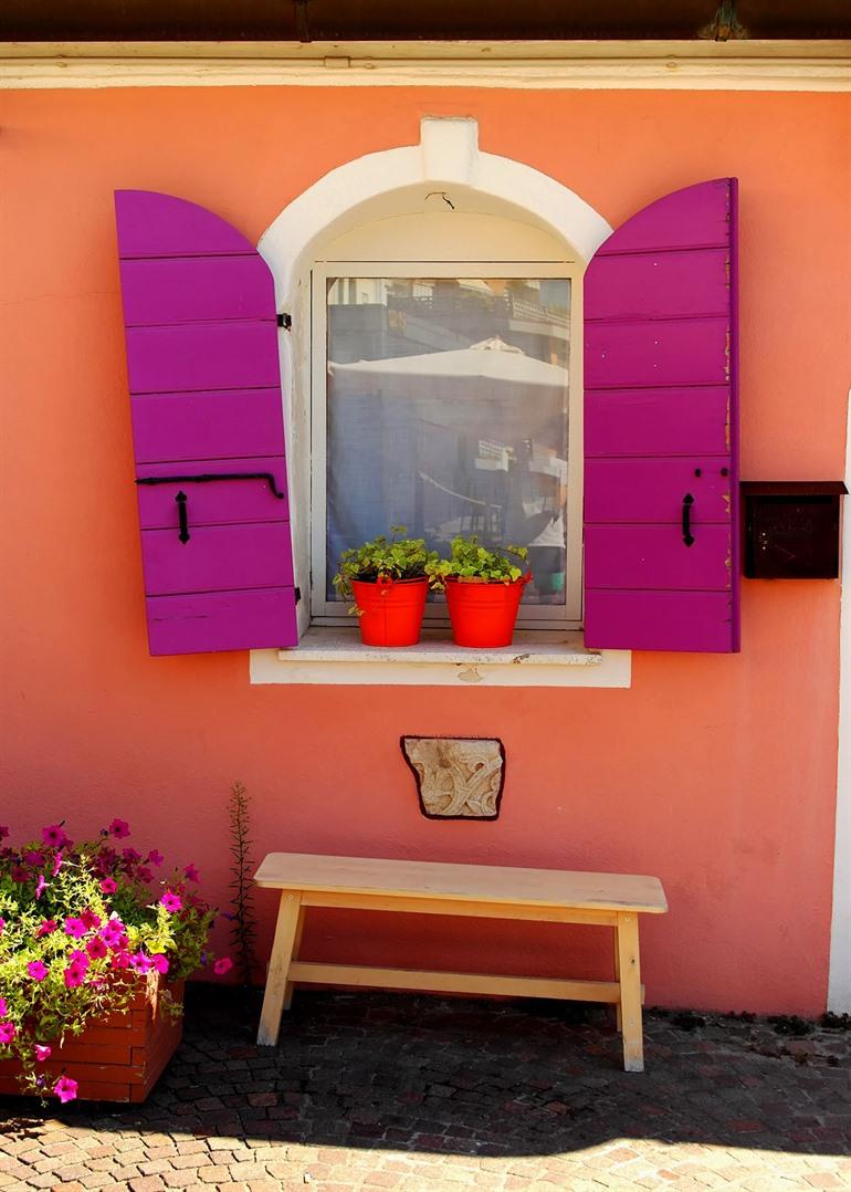 Kleurrijk centrum van Caorle