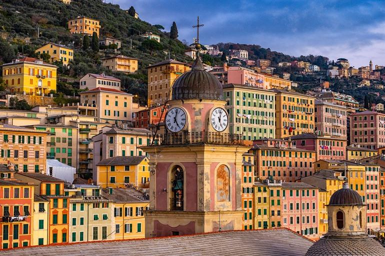 Klokkentoren van Basilica di Santa Maria Assunta, Camogli