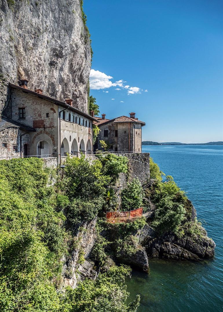 Kloostercomplex Santa Caterina del Sasso, Lago Maggiore