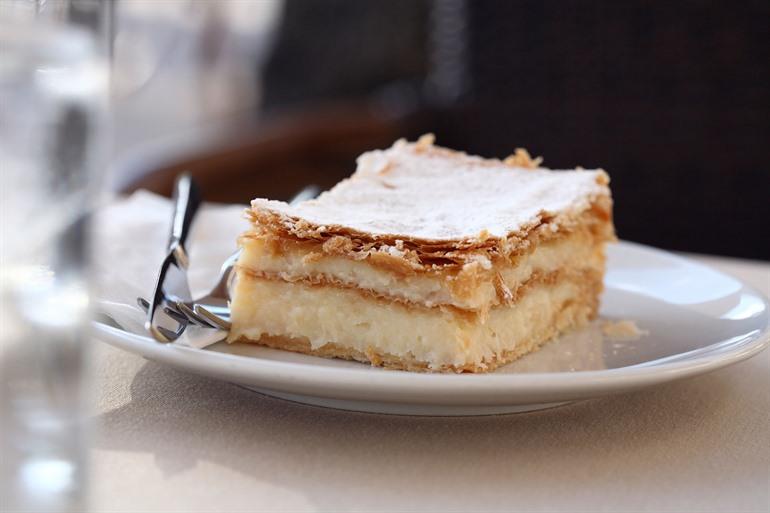 Kotorska Torta, taartje met amandelen uit Montenegro