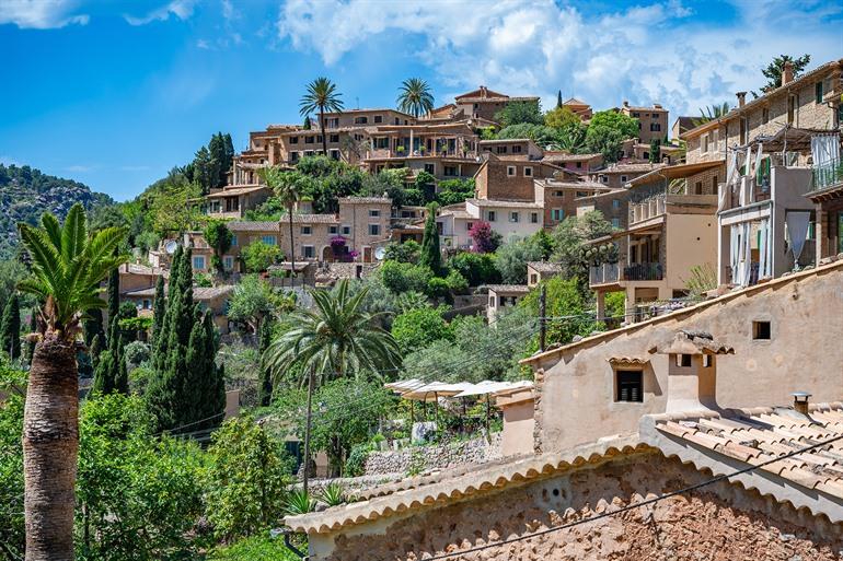 Kunstenaarsdorp Deìa