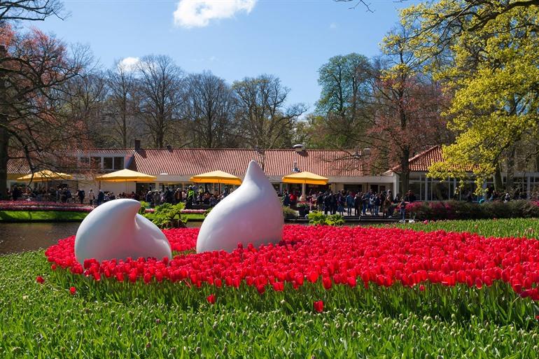 Kunstwerken in Keukenhof