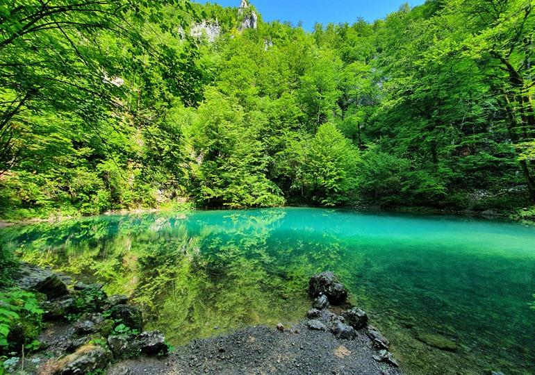 Kupa rivier in het Nationaal Park Risnjak, Kroatië