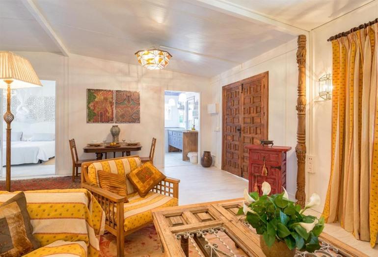 La Casita by Teresa boeken