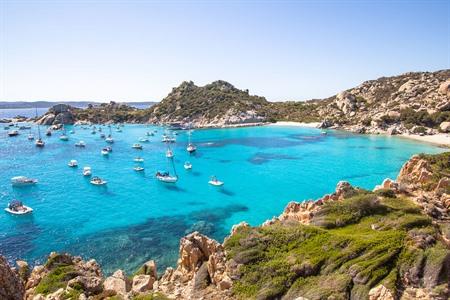 La Maddalena eilanden in Sardinië bezoeken 2025: Alle info, tips + tours
