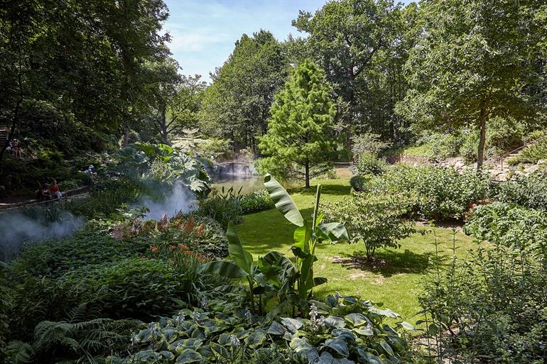 Laat je verrassen door La Vallée Fleurie, Puy du Fou