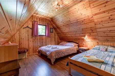 Lepena Alpine Cottage Holiday Home boeken