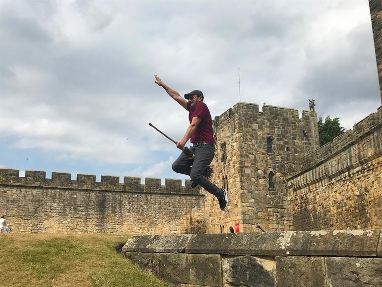 Leren bezemvliegen als Harry Potter op Alnwick Castle