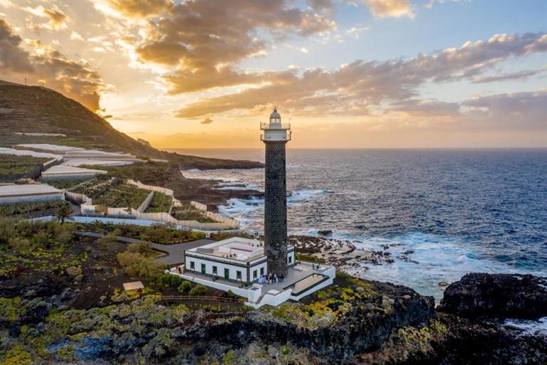 Lighthouse on La Palma Island boeken