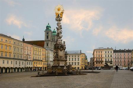 Ontdek de 14 mooiste bezienswaardigheden in Linz: een onbekende hotspot aan de Donau