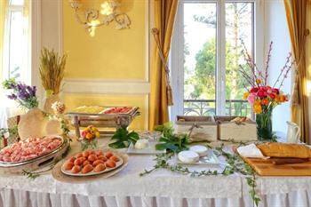 Lolli Palace Hotel, San Remo boeken