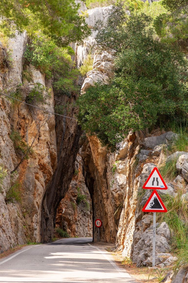 MA-10, schilderachtige weg langs de kustlijn van Mallorca