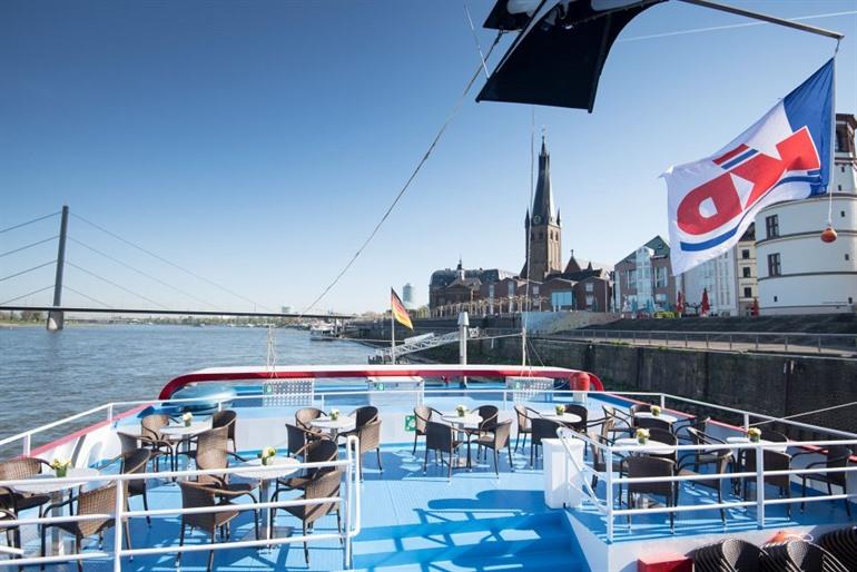 Maak een cruisetocht op de Rijn in Düsseldorf
