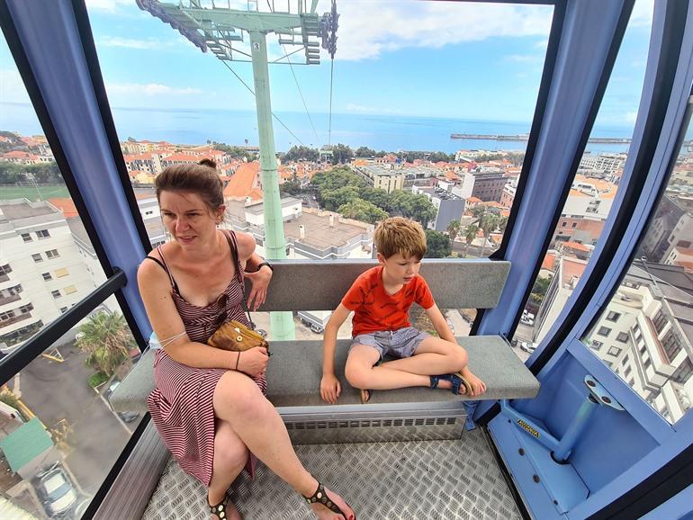 Maak een ritje op de kabelbaan van Funchal, Madeira