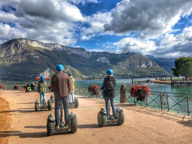 Maak een Segwayritje aan de oever van het meer van Annecy