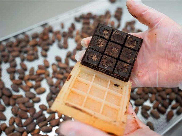 Maak je eigen chocoladereep bij je bezoek aan Modica