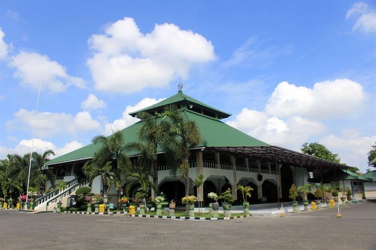 Masjid Agung Sudirman bezoeken in Denpasar